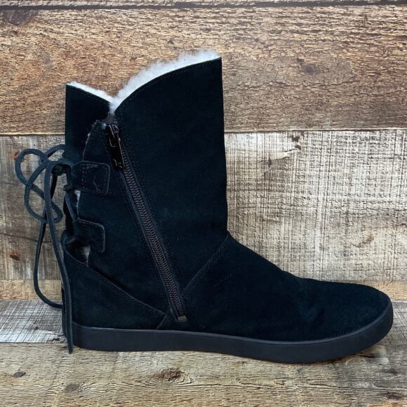 Koolaburra by UGG Shazi Black Suede Short Boots Booties Lace Up Back Size 7 - Picture 3 of 9